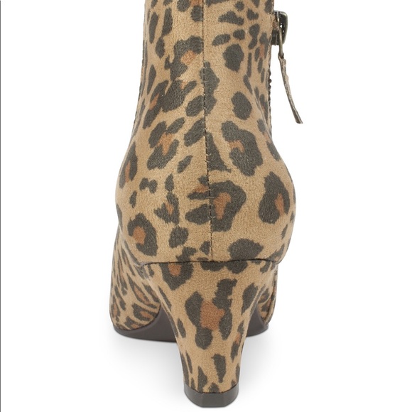 Women’s Leopard Print Booties - Picture 5 of 7